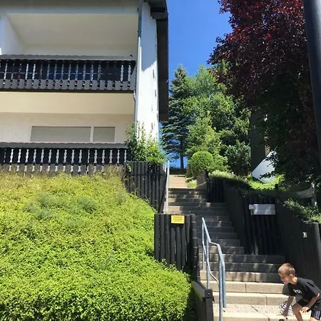 Berg- Und Seeblick *